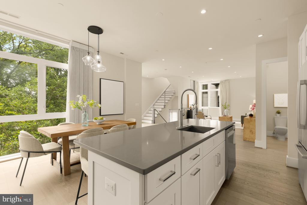 3915 FULTON STREET NW Unit: P-5