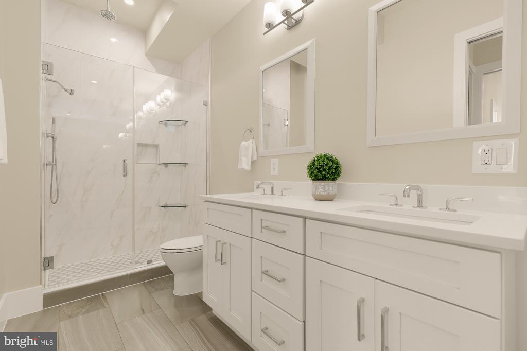 3915 FULTON STREET NW Unit: P-5