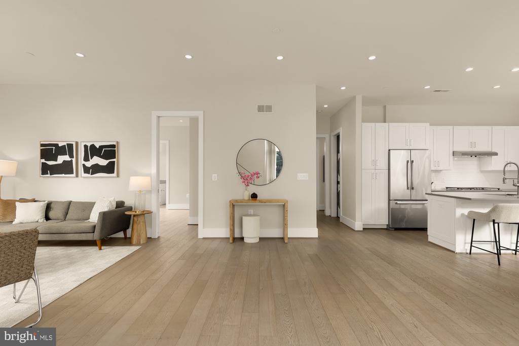 3915 FULTON STREET NW Unit: P-5