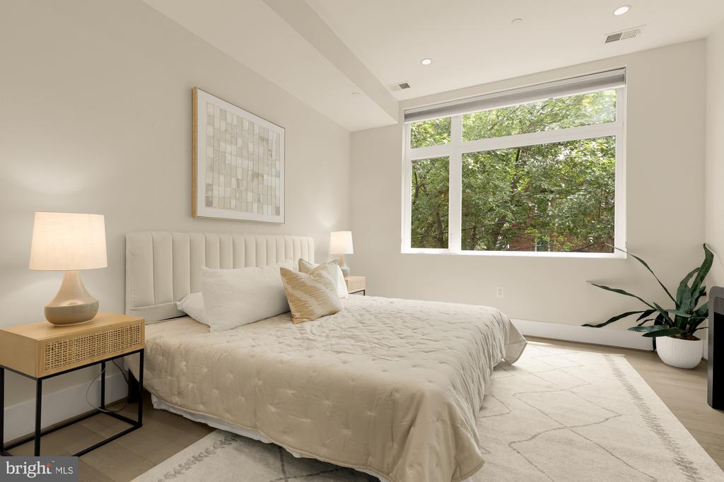 3915 FULTON STREET NW Unit: P-5