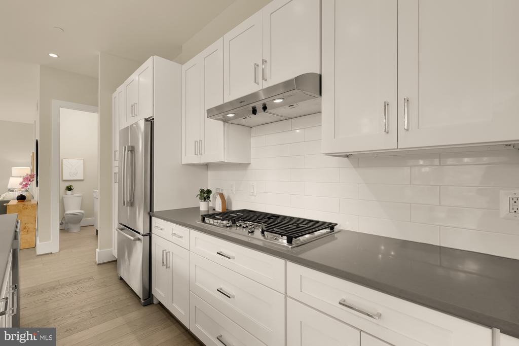 3915 FULTON STREET NW Unit: P-5