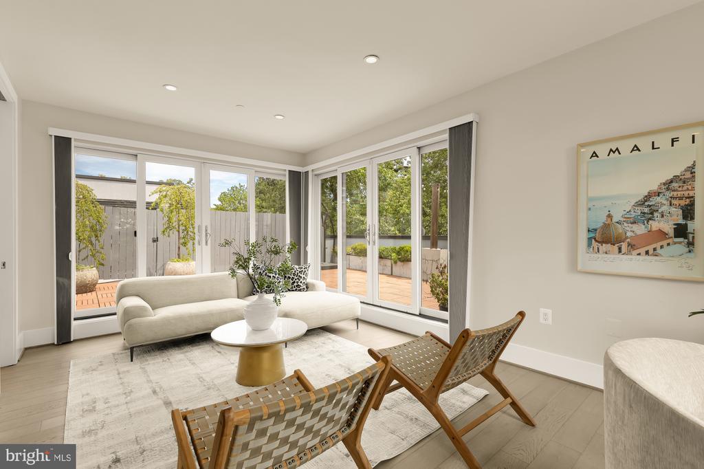 3915 FULTON STREET NW Unit: P-5