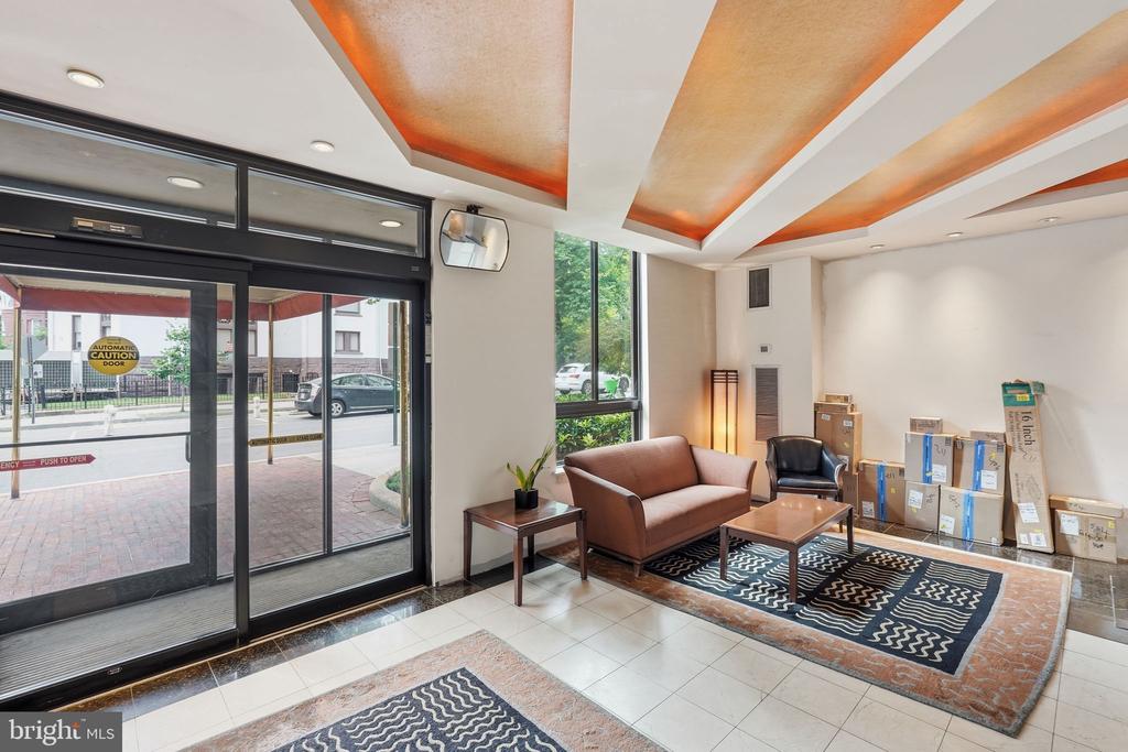 1301 20TH STREET NW Unit: 707