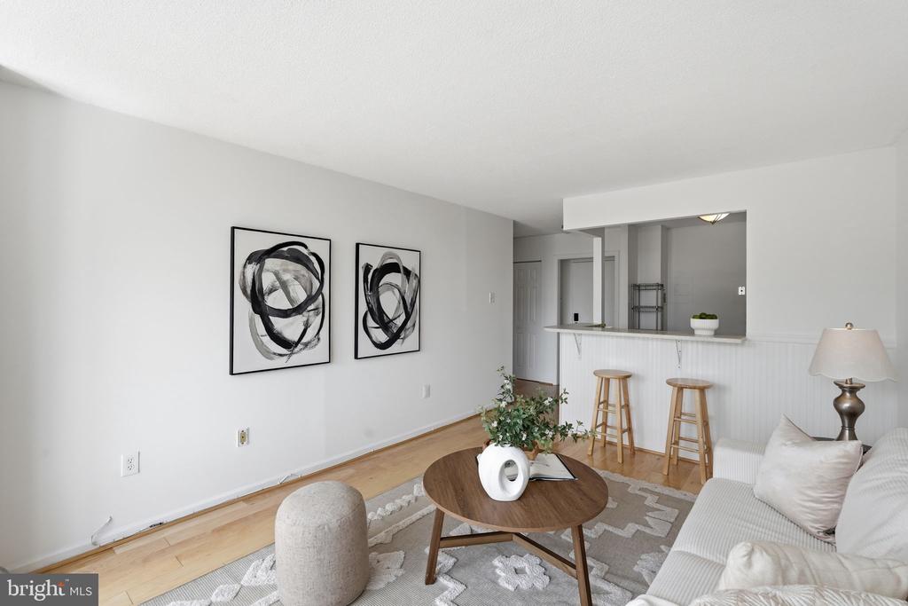 1301 20TH STREET NW Unit: 707