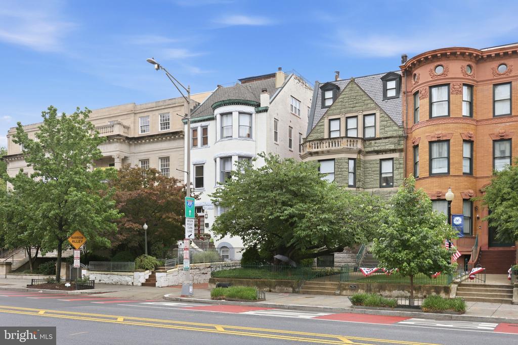 1527 16TH STREET NW Unit: 1