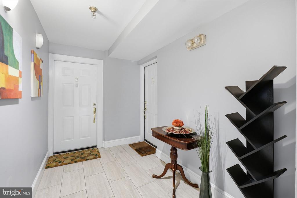 1527 16TH STREET NW Unit: 1