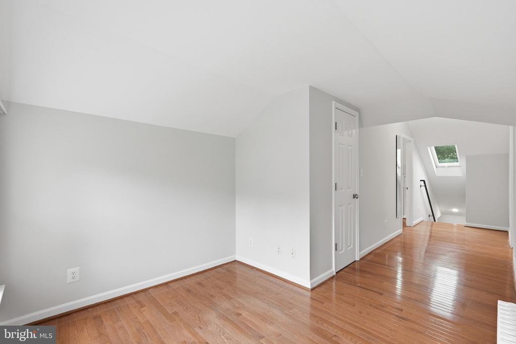 6610 5TH NW