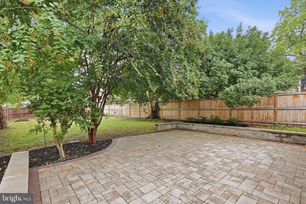 6610 5TH NW