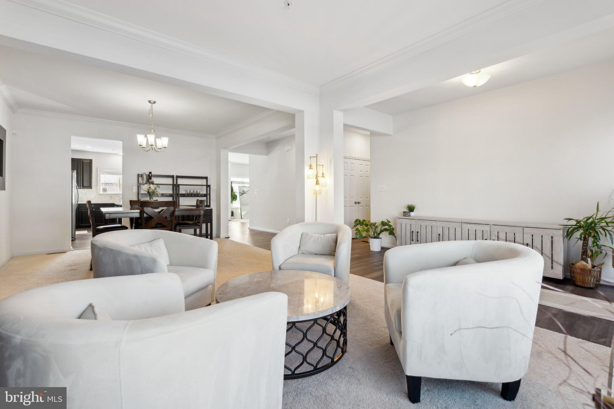 1711 WILLARD WAY