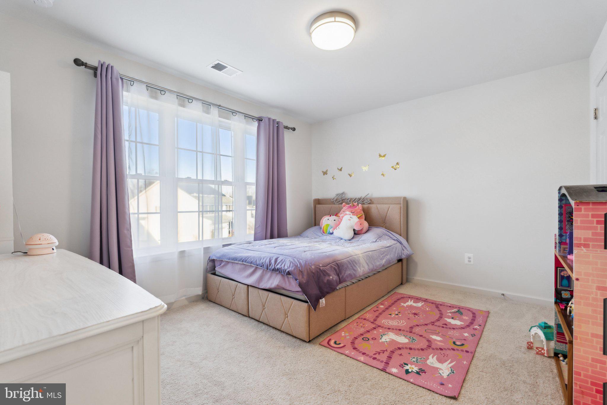 1711 WILLARD WAY