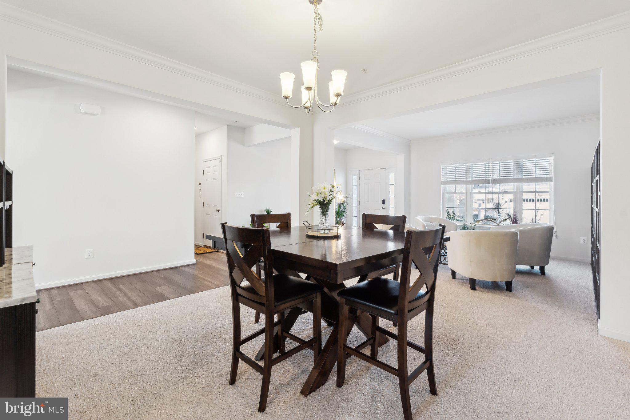 1711 WILLARD WAY