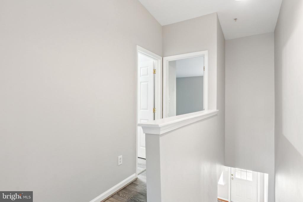 28 JOHNSON PLACE