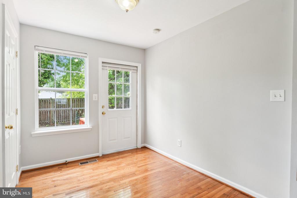 28 JOHNSON PLACE