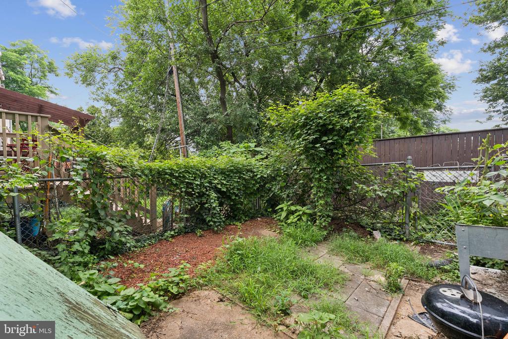 304 W 31ST STREET