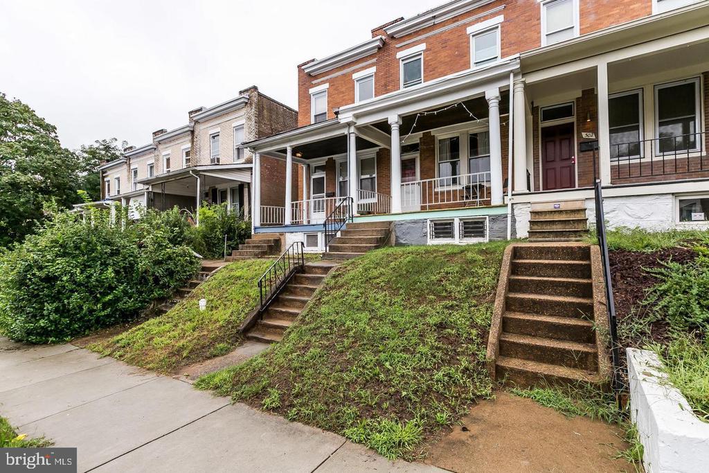 304 W 31ST STREET
