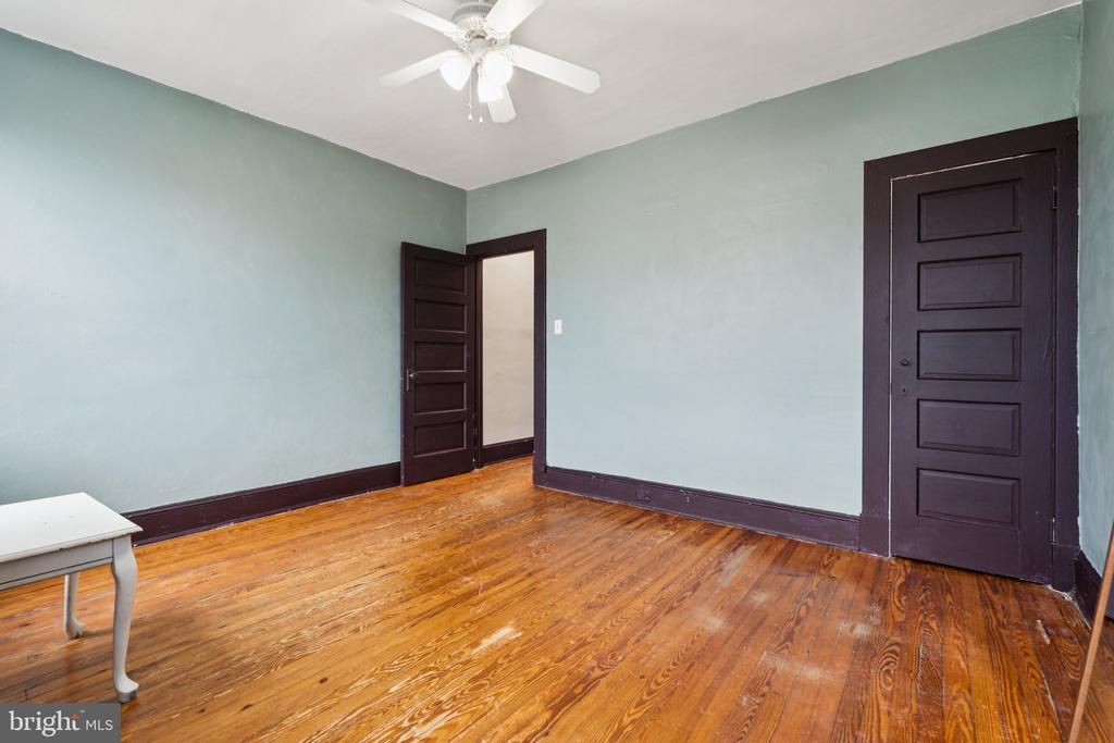 304 W 31ST STREET