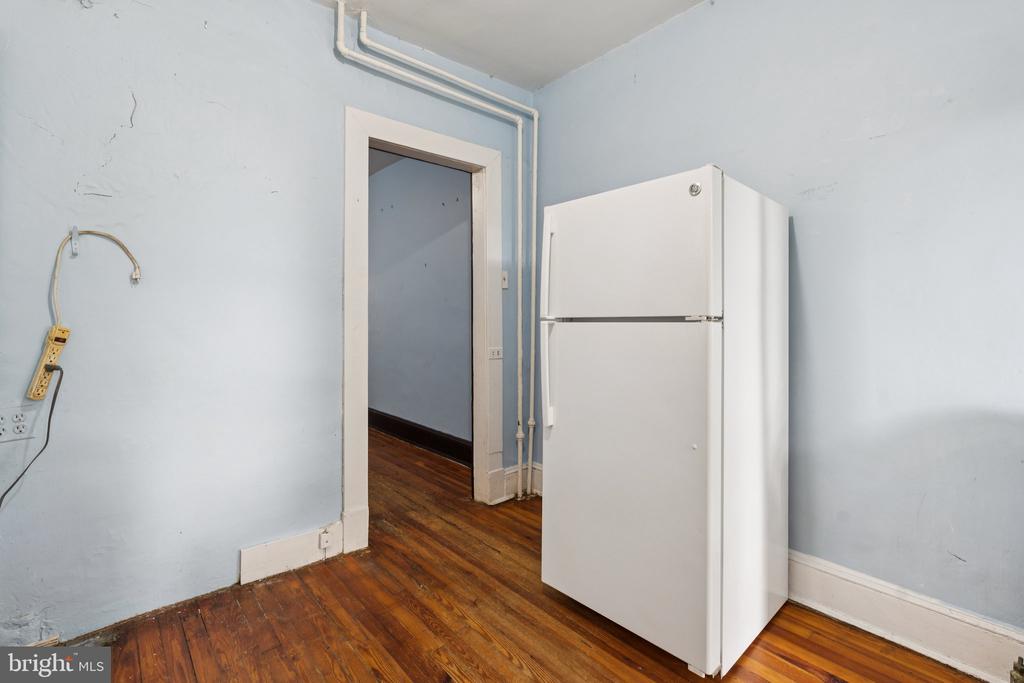 304 W 31ST STREET