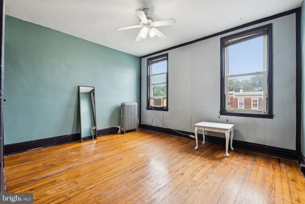 304 W 31ST STREET
