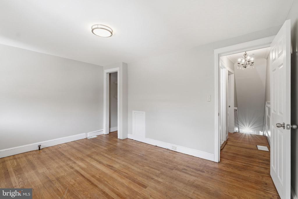 313 ELRINO STREET