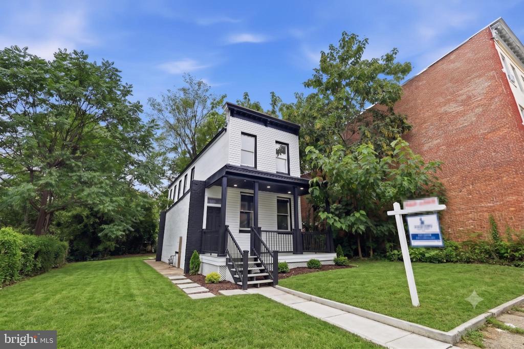 526 N ARLINGTON AVENUE