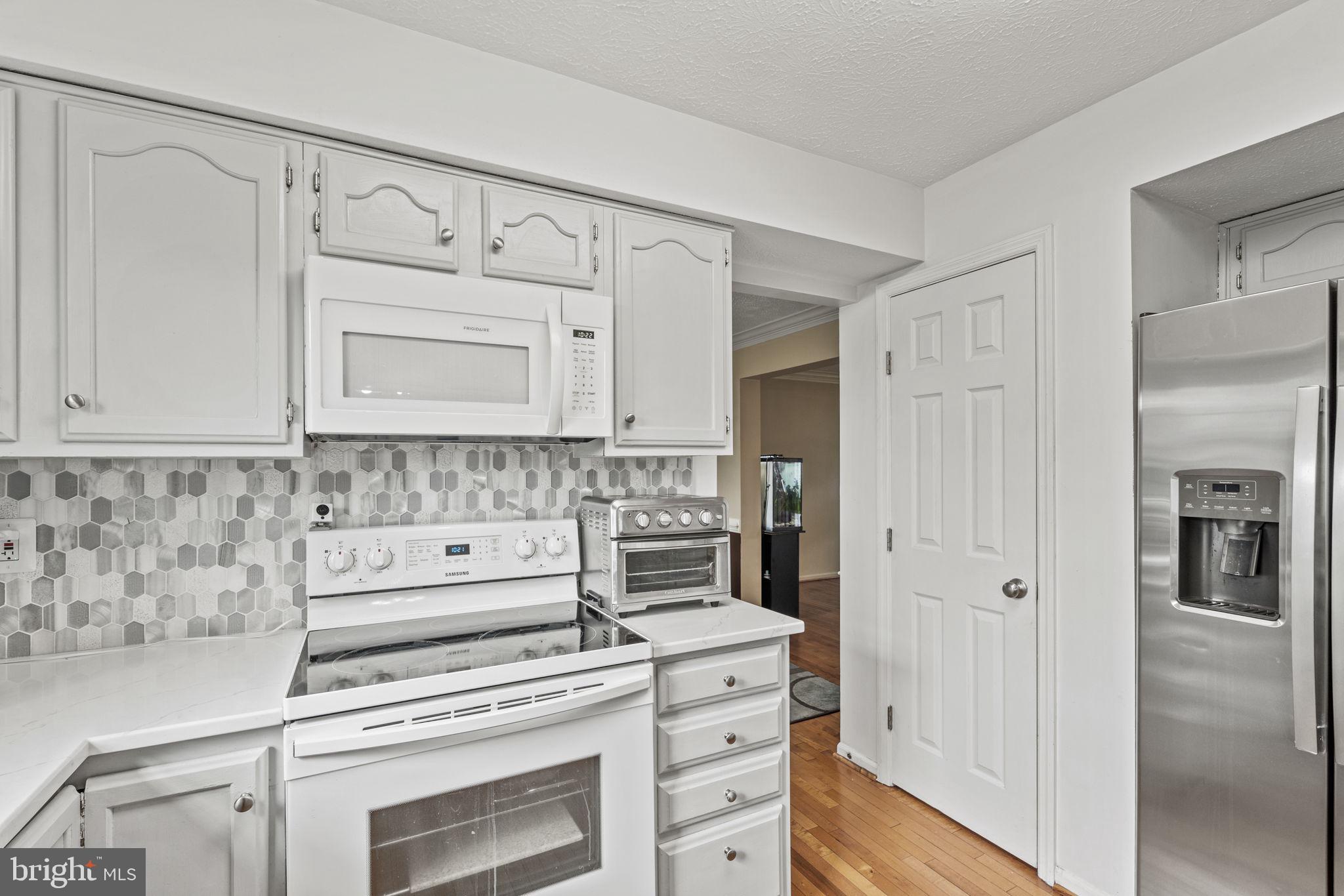 1402 PURPLE WING PLACE