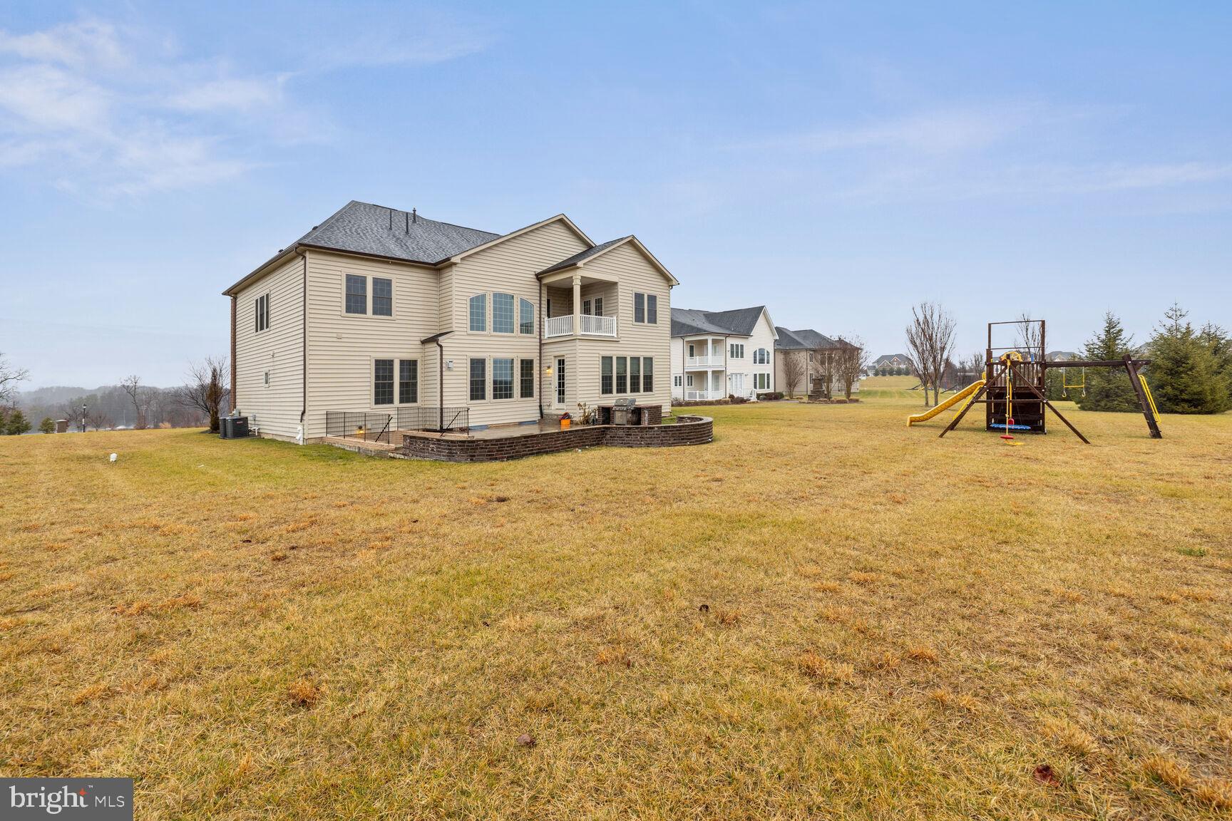 5004 BEE FRANCES WAY
