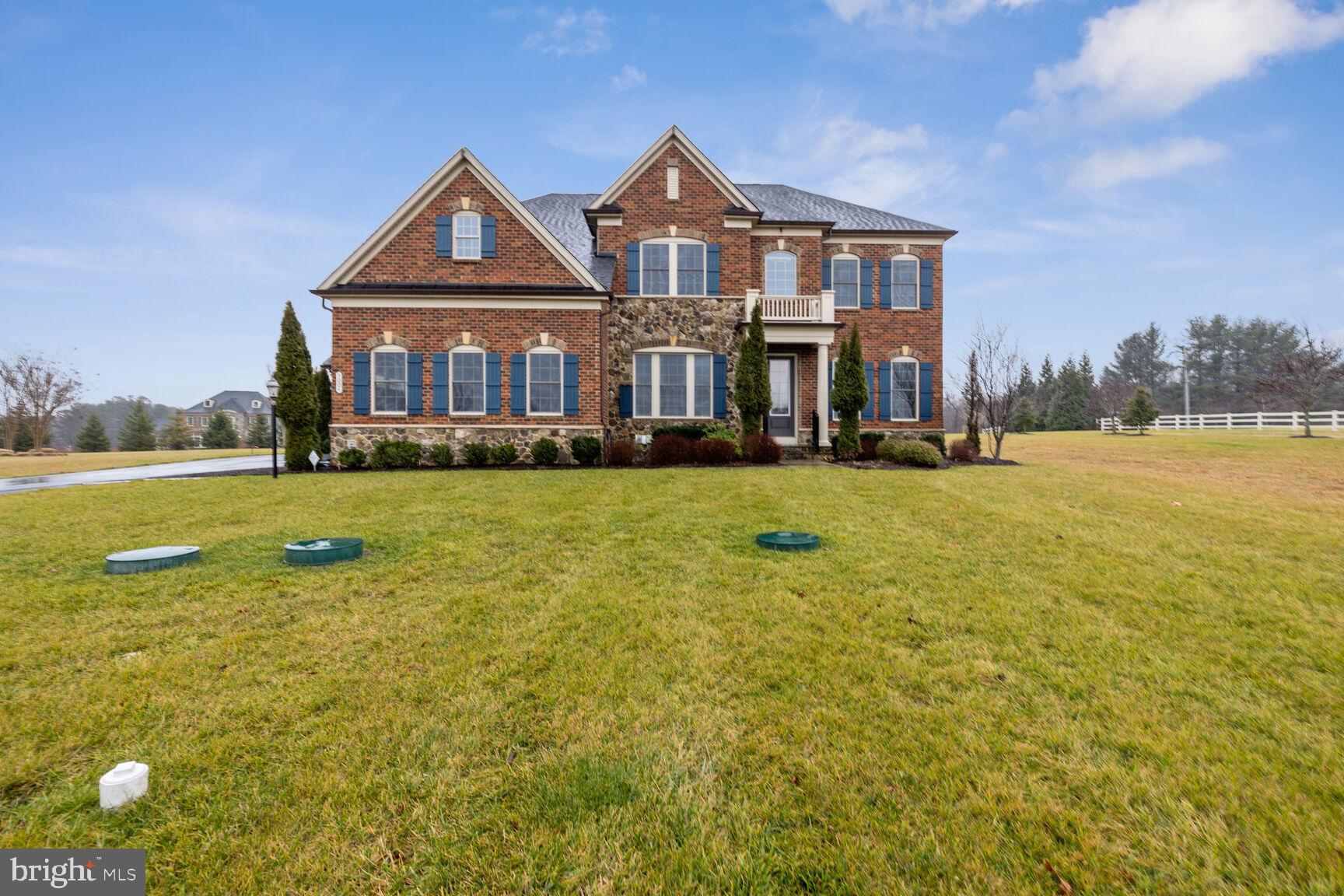 5004 BEE FRANCES WAY