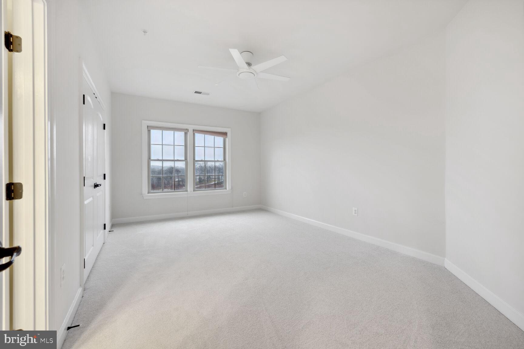 5004 BEE FRANCES WAY