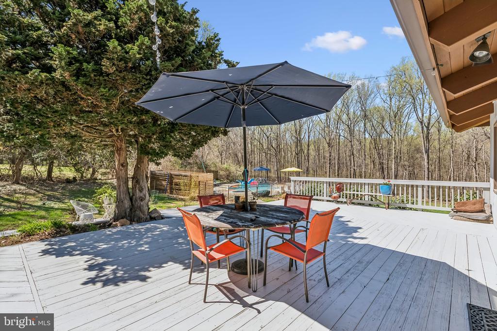 12213 MOUNT ALBERT ROAD