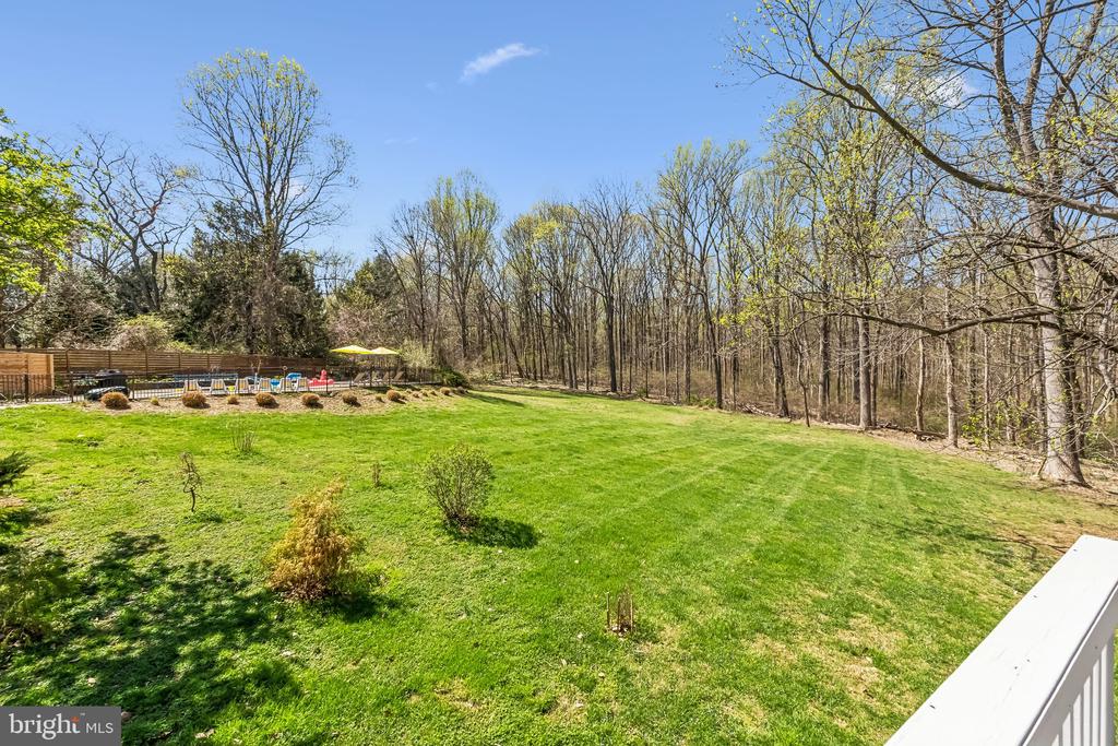 12213 MOUNT ALBERT ROAD