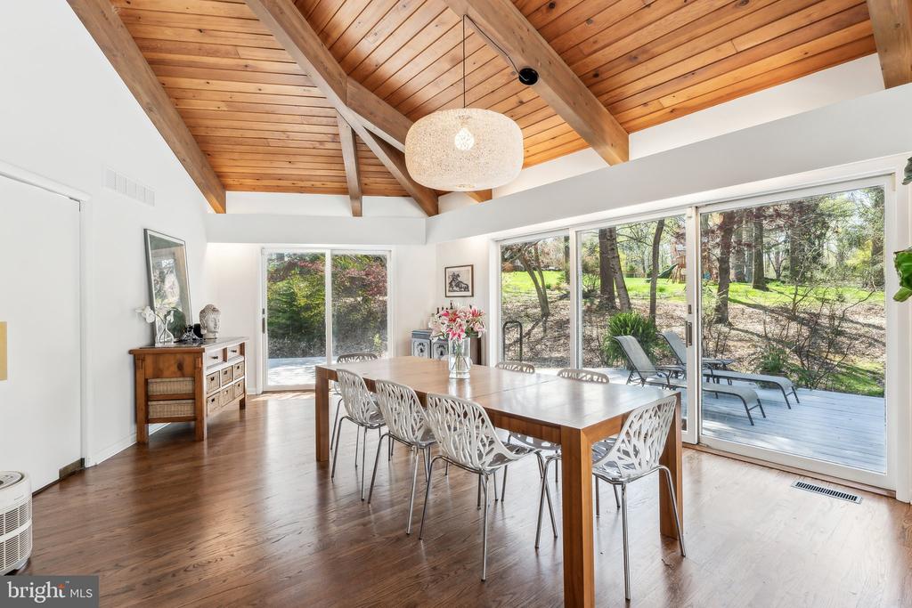 12213 MOUNT ALBERT ROAD