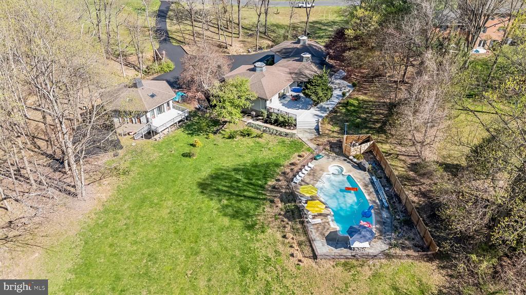 12213 MOUNT ALBERT ROAD