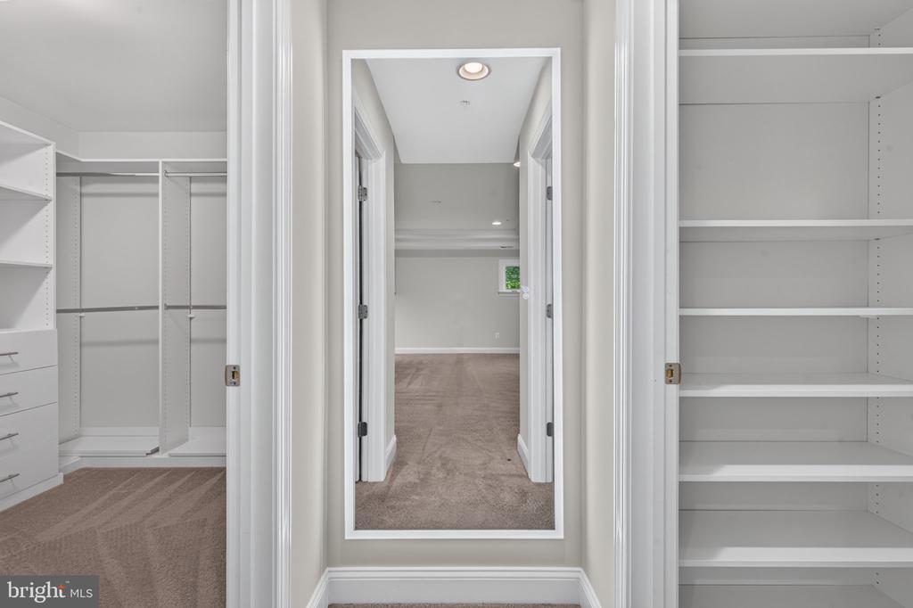 8116 VERONICA WAY