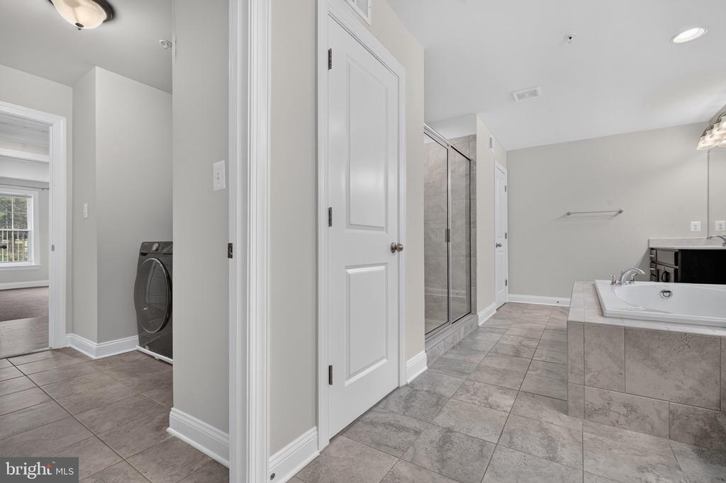 8116 VERONICA WAY