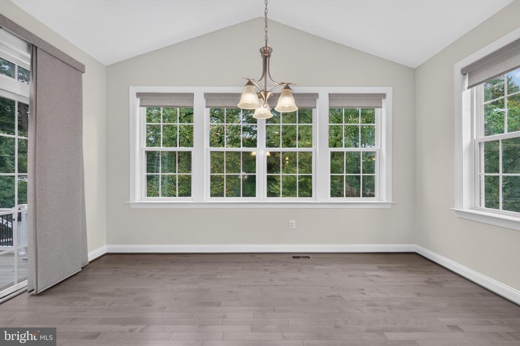 8116 VERONICA WAY