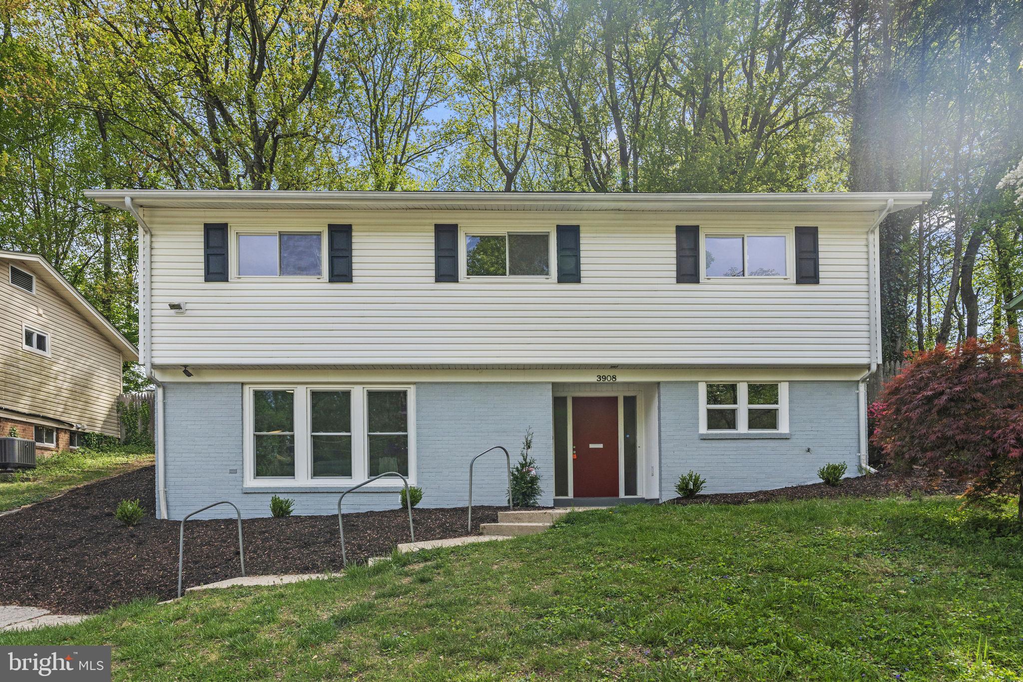 3908 SPRUELL COURT