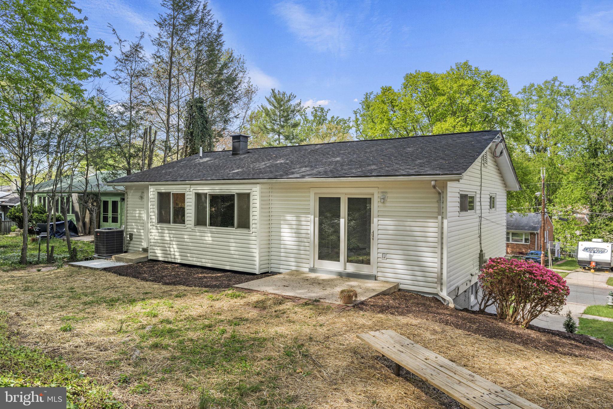 3908 SPRUELL COURT