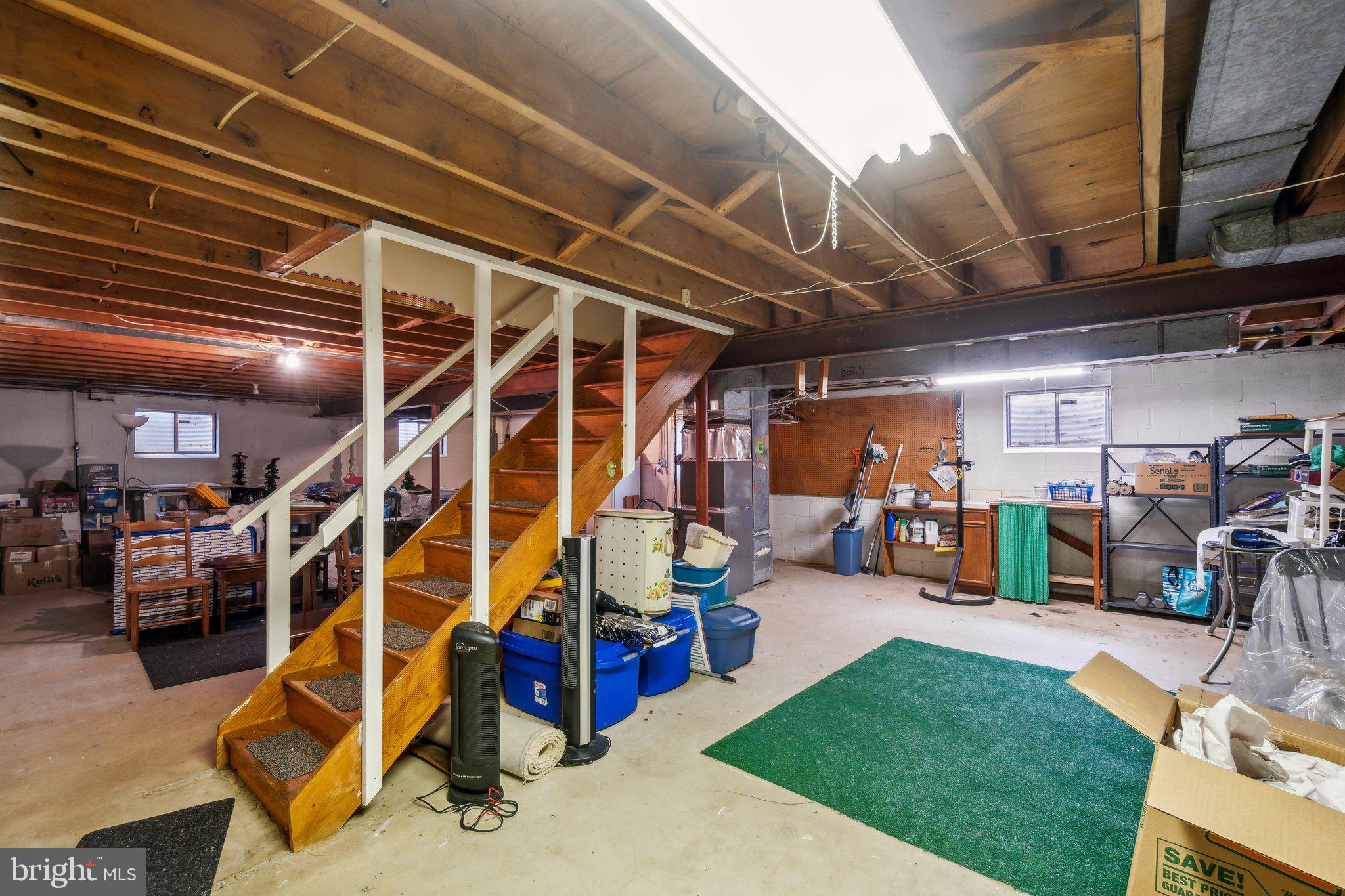 2896 BALMORAL DRIVE