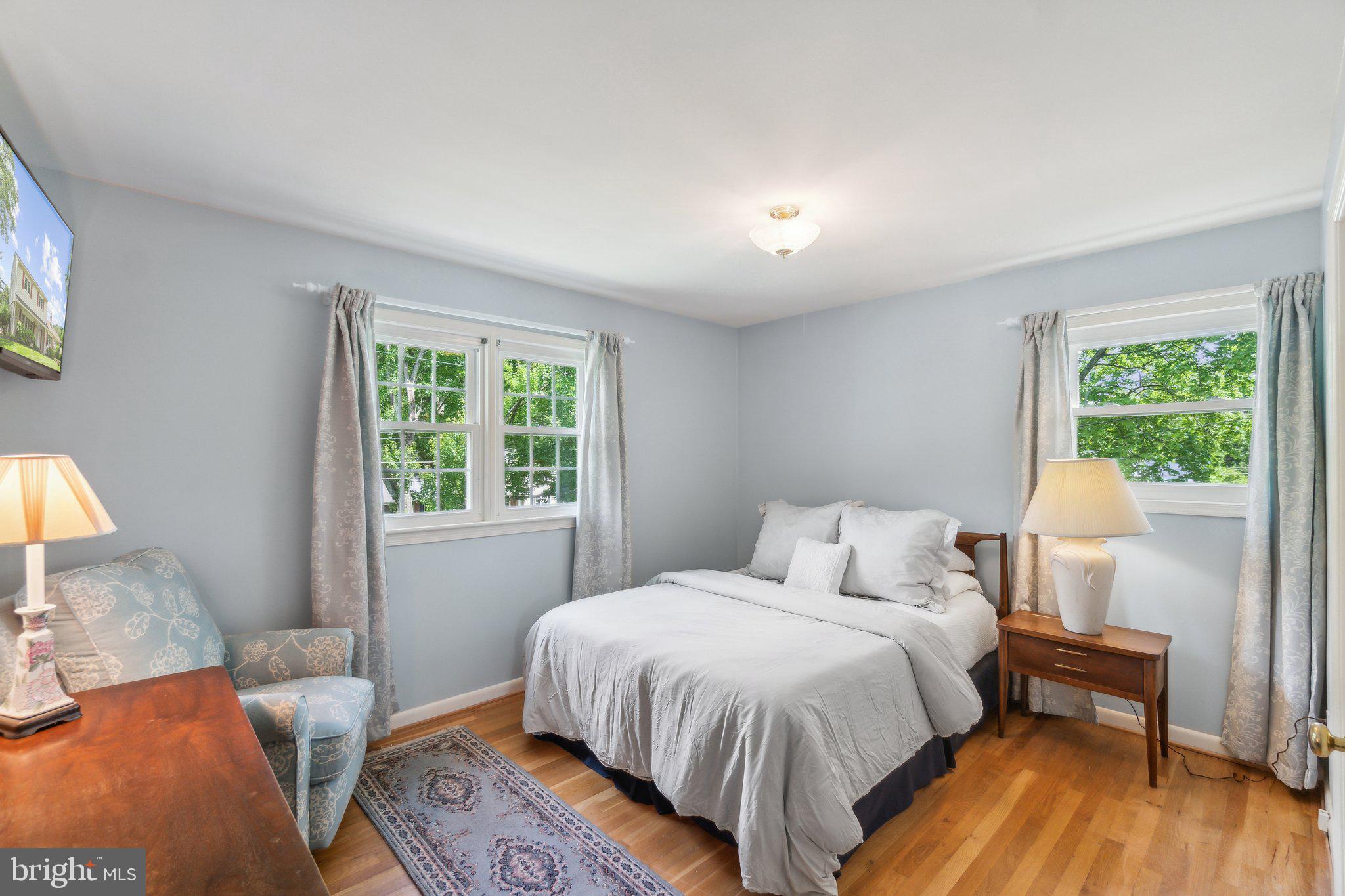 2896 BALMORAL DRIVE