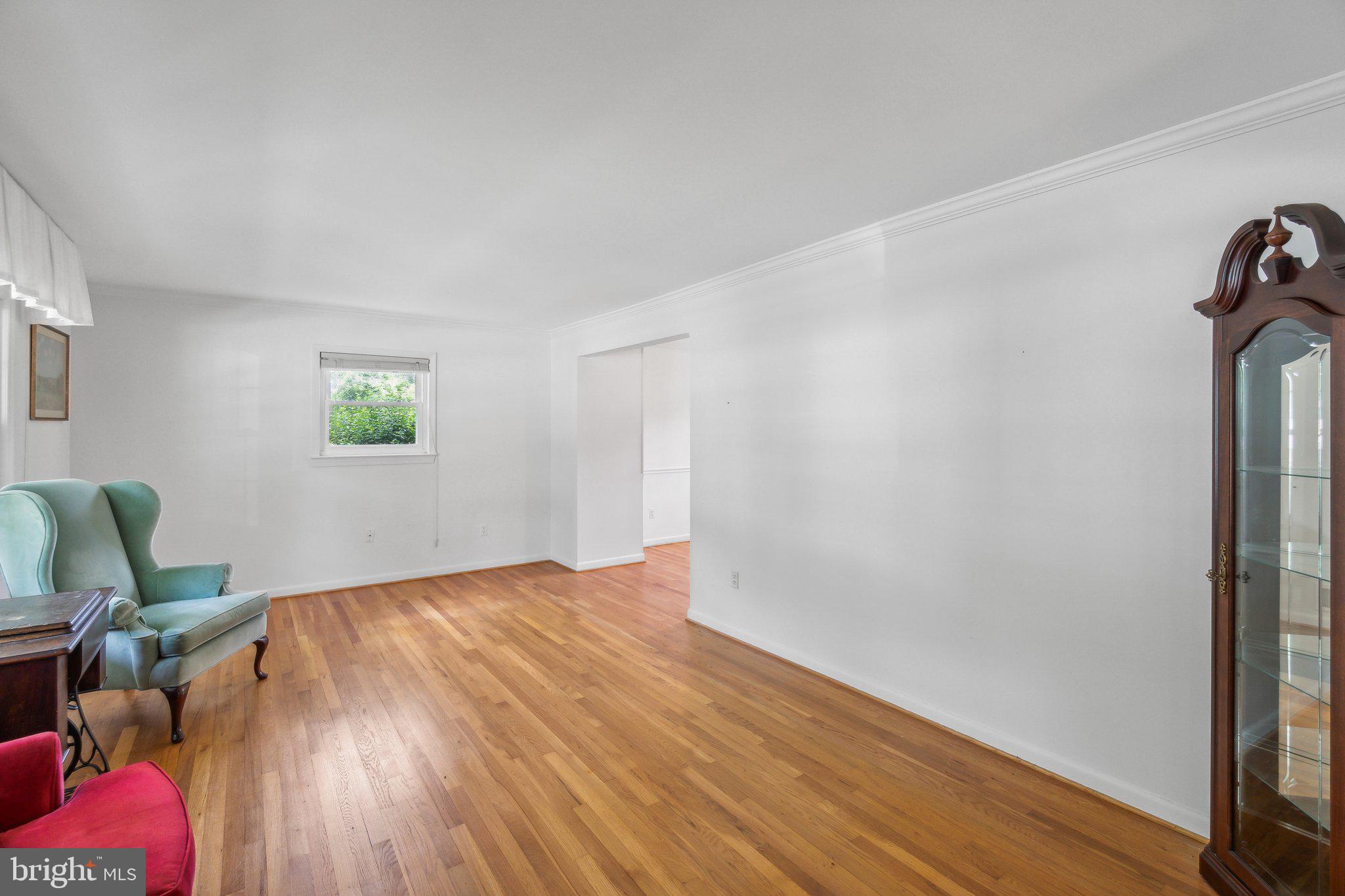 2896 BALMORAL DRIVE