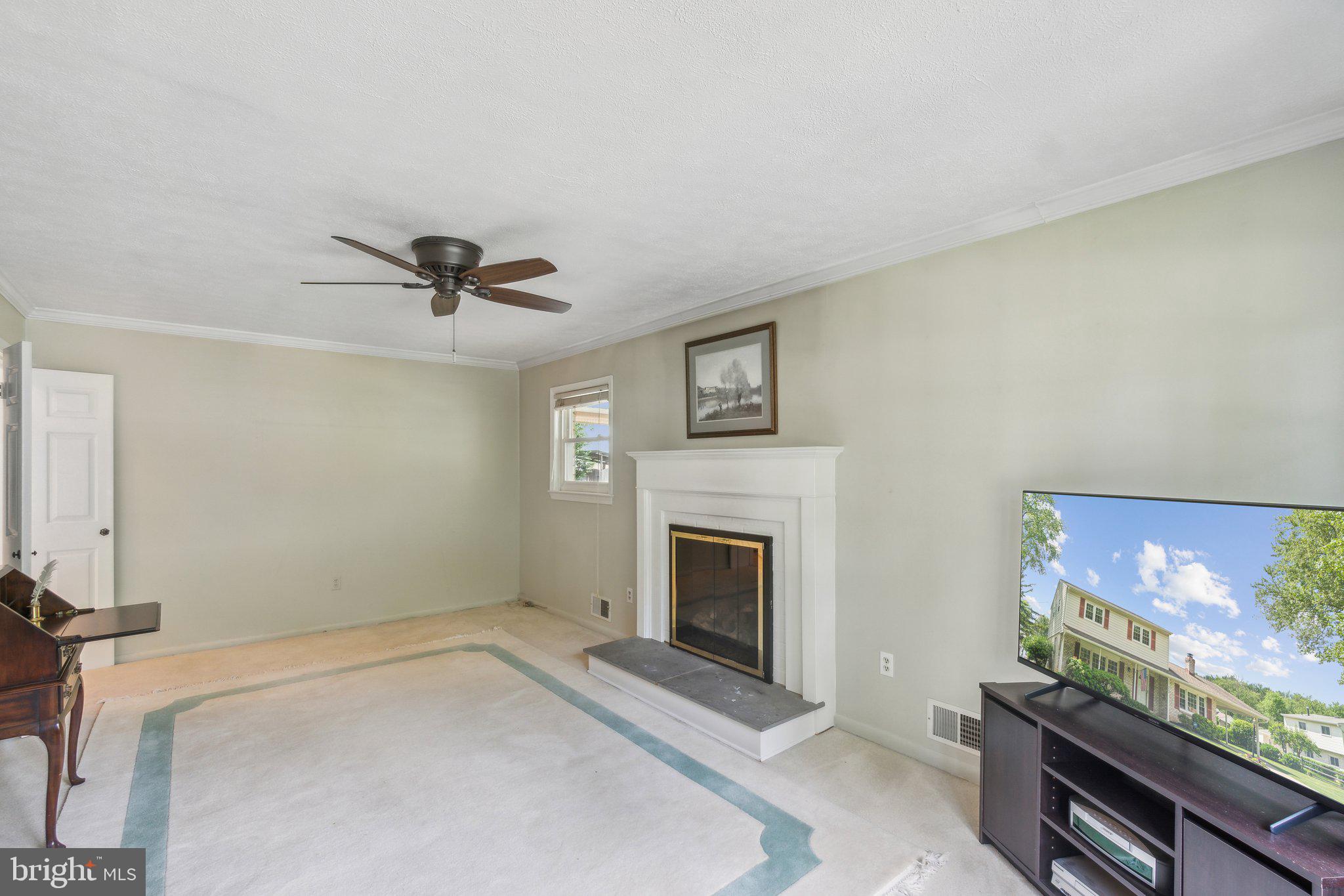 2896 BALMORAL DRIVE