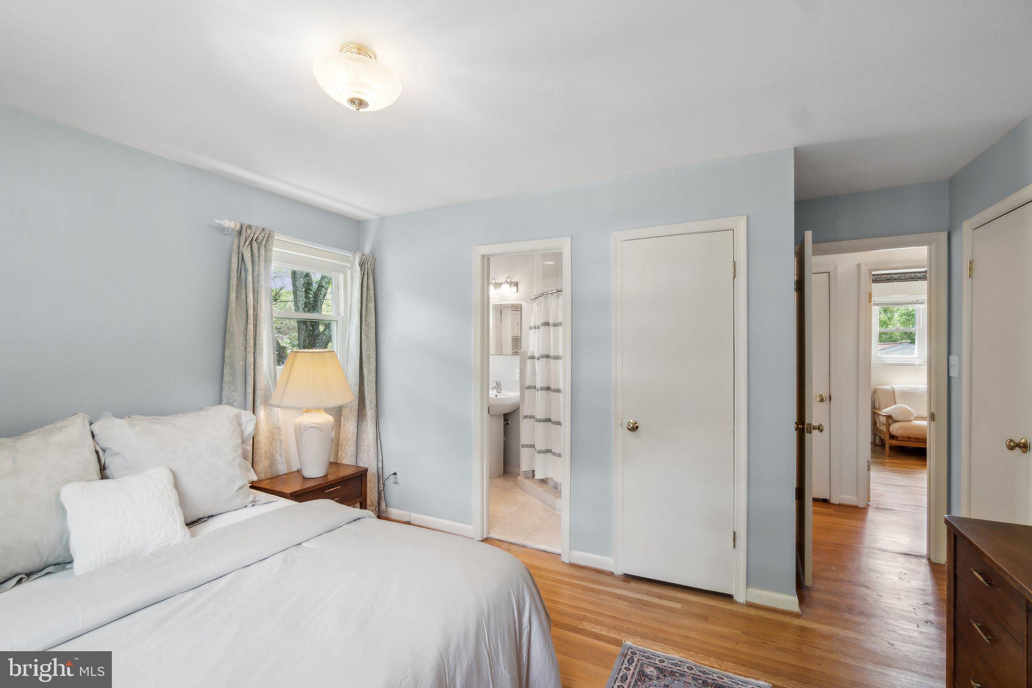 2896 BALMORAL DRIVE