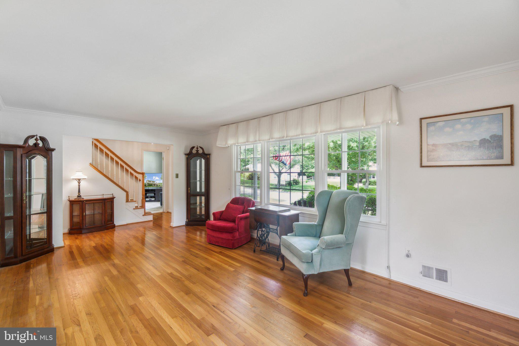 2896 BALMORAL DRIVE
