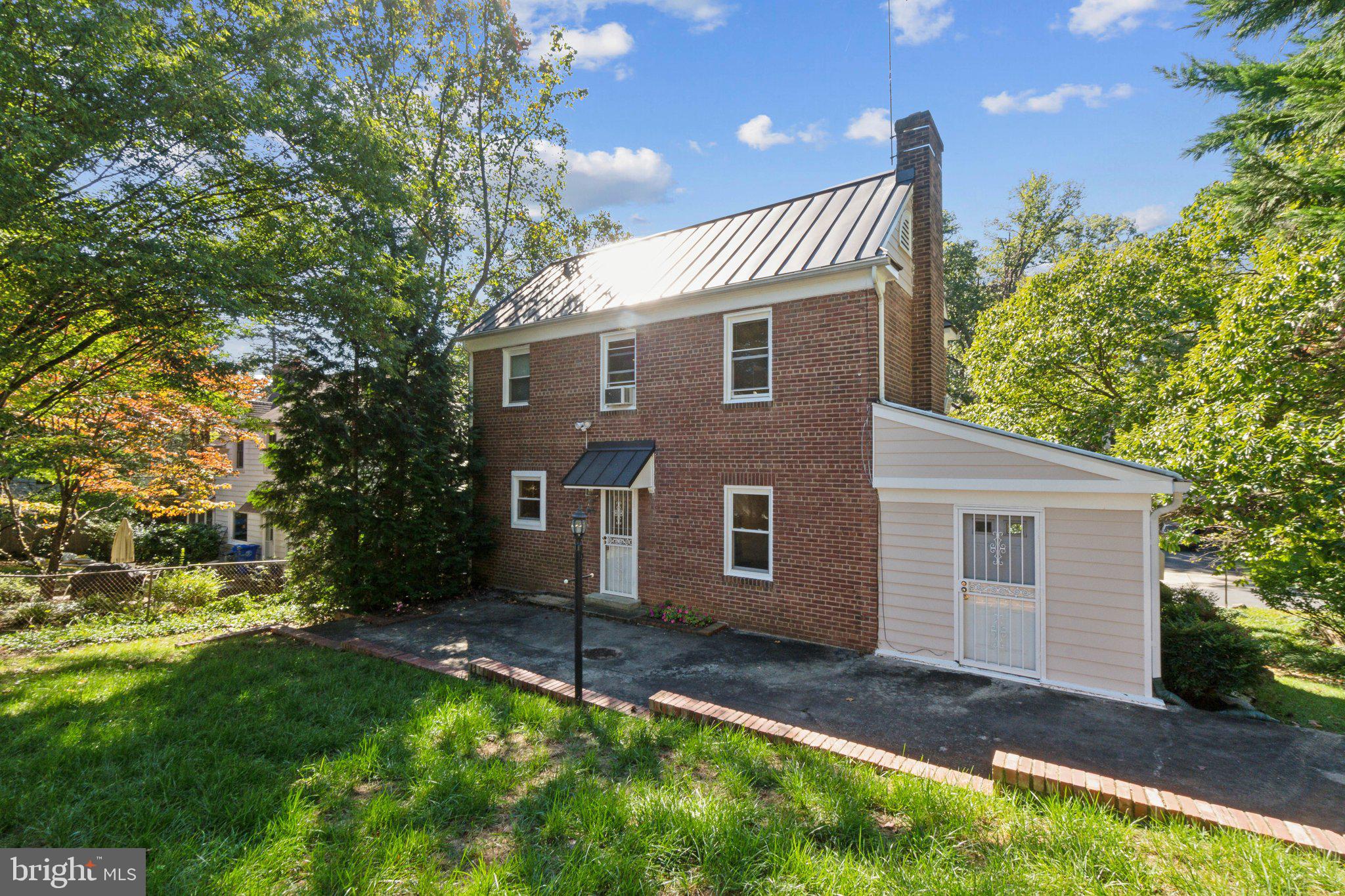 6 PARK VALLEY ROAD
