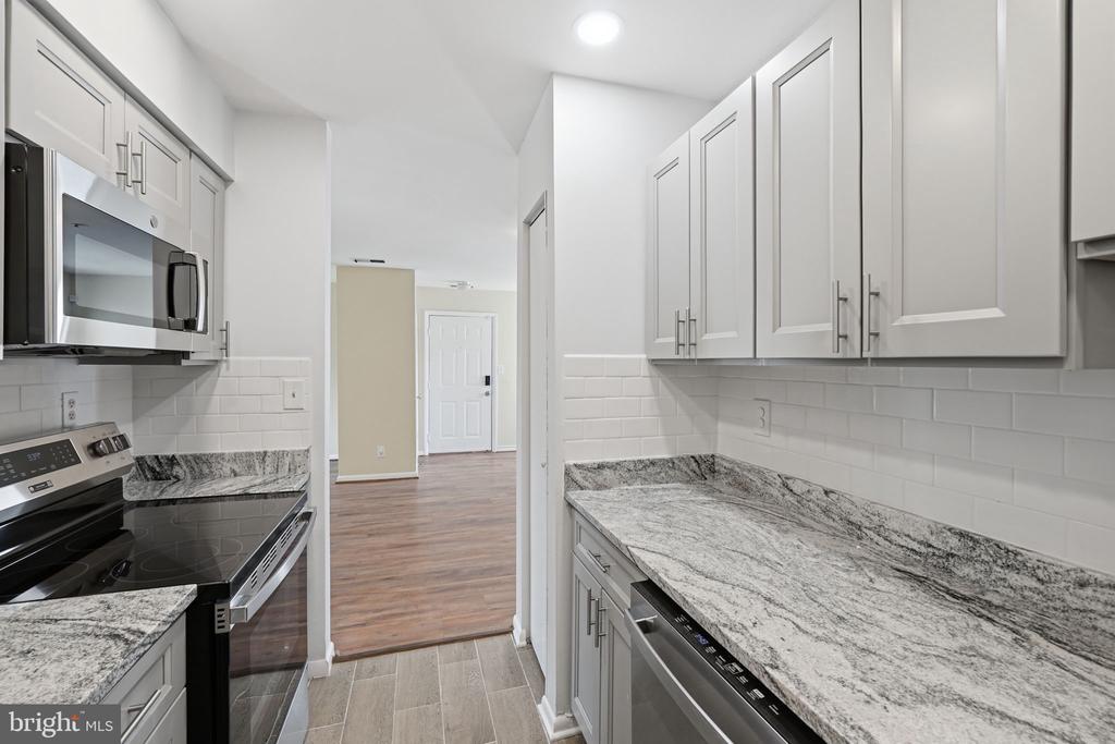 13408 SHADY KNOLL DRIVE 308