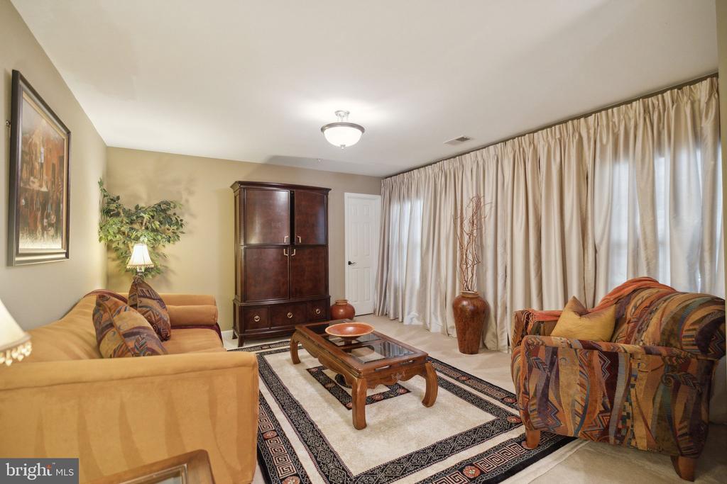 10009 ANGORA DRIVE