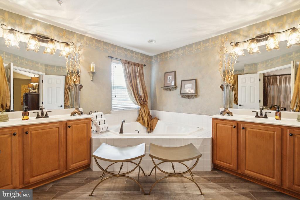 10009 ANGORA DRIVE