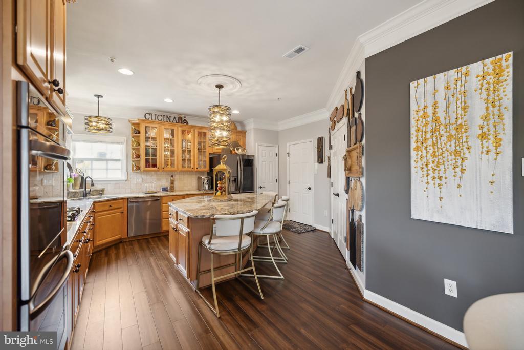 10009 ANGORA DRIVE