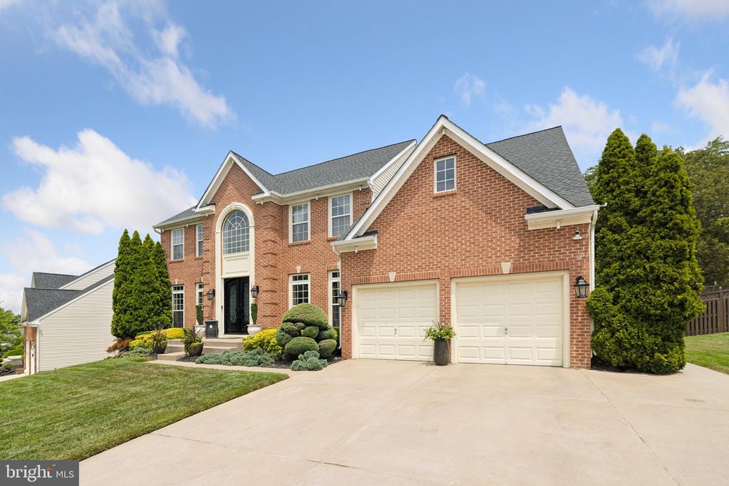 10009 ANGORA DRIVE