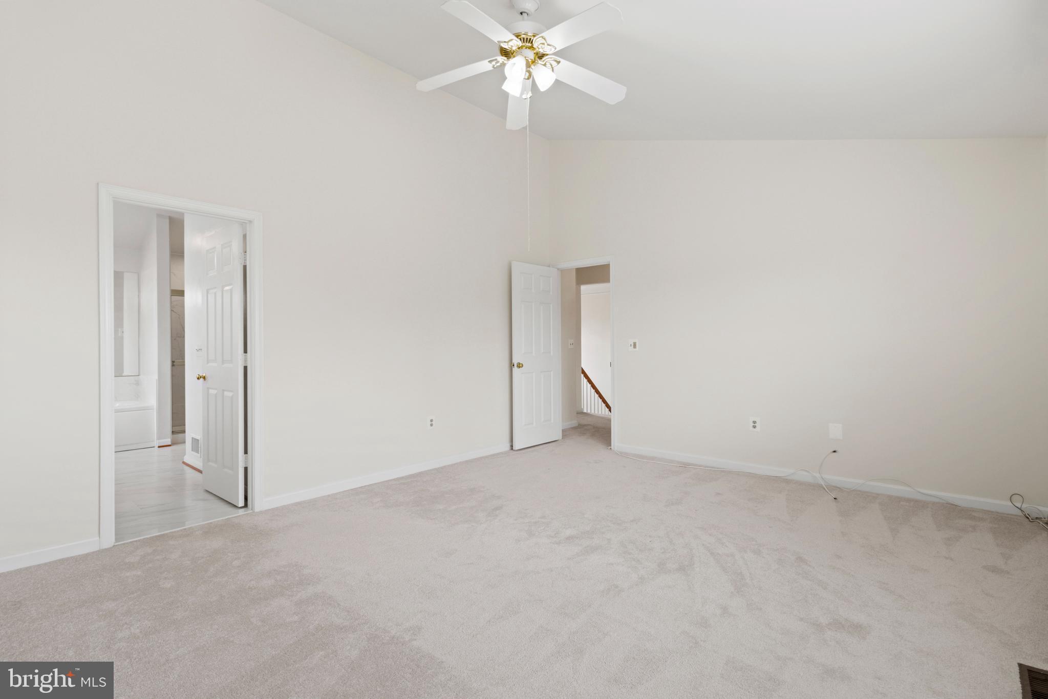11603 ADMIRAL COURT